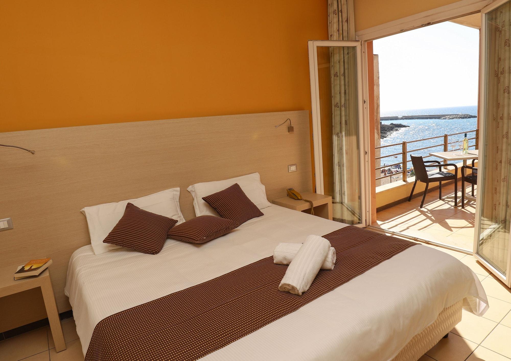 Janus Hotel Castelsardo Exteriér fotografie