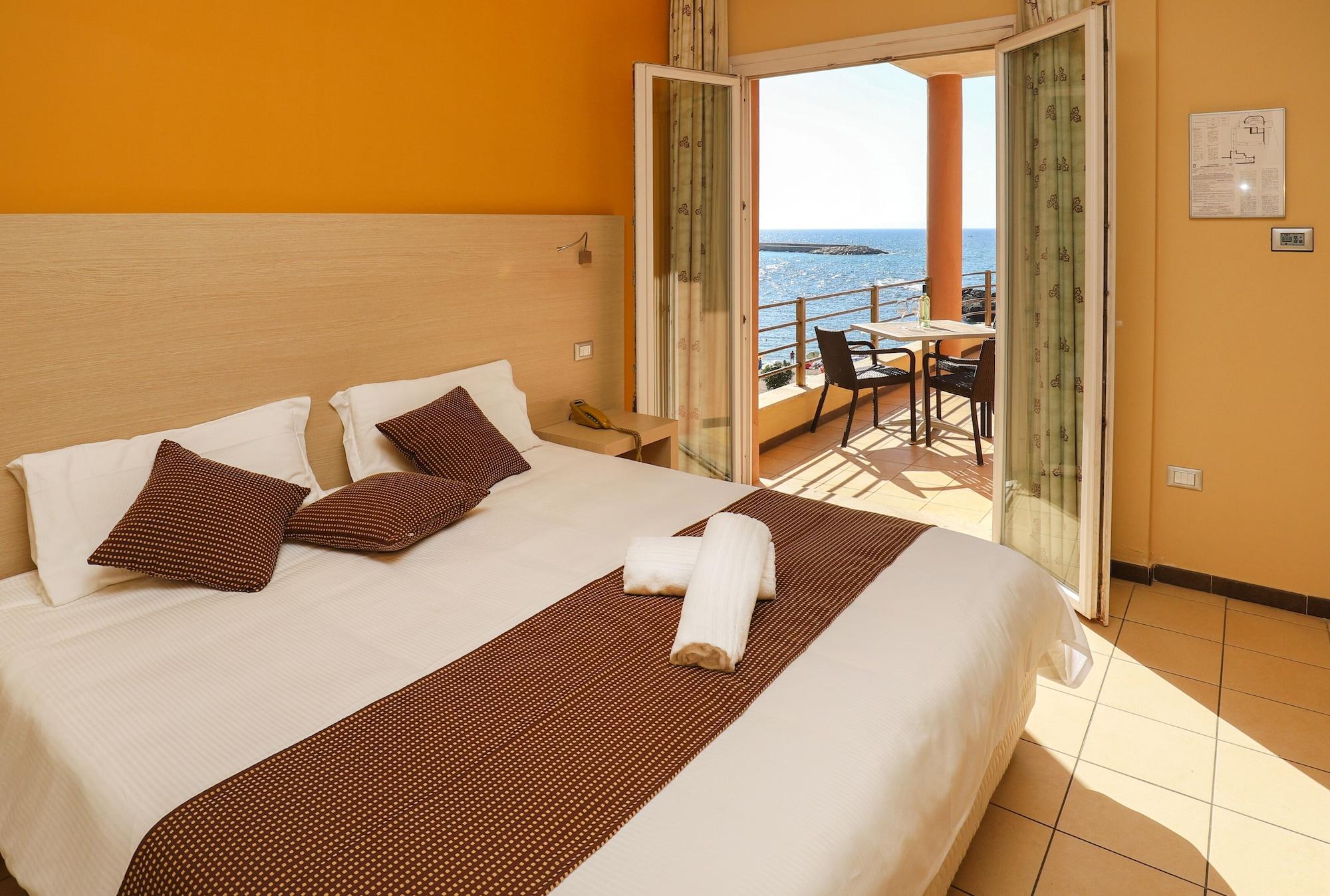 Janus Hotel Castelsardo Exteriér fotografie