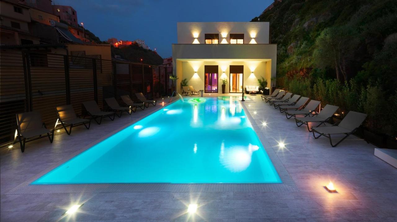 Janus Hotel Castelsardo Exteriér fotografie